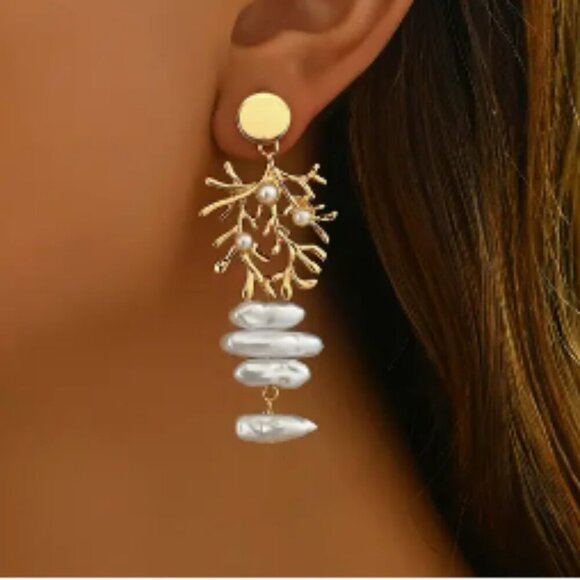 Gold plated and Faux Pearl Dangle Earrings coral branch - Picture 1 of 1